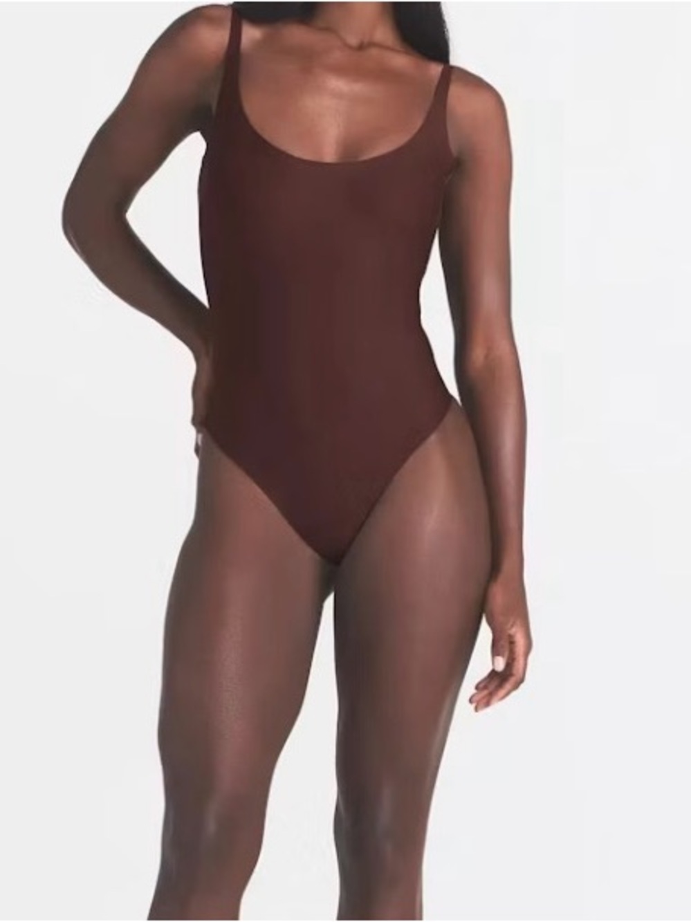 SKIMS Scoop Low Back Thong Bodysuit - Cocoa (Size S)